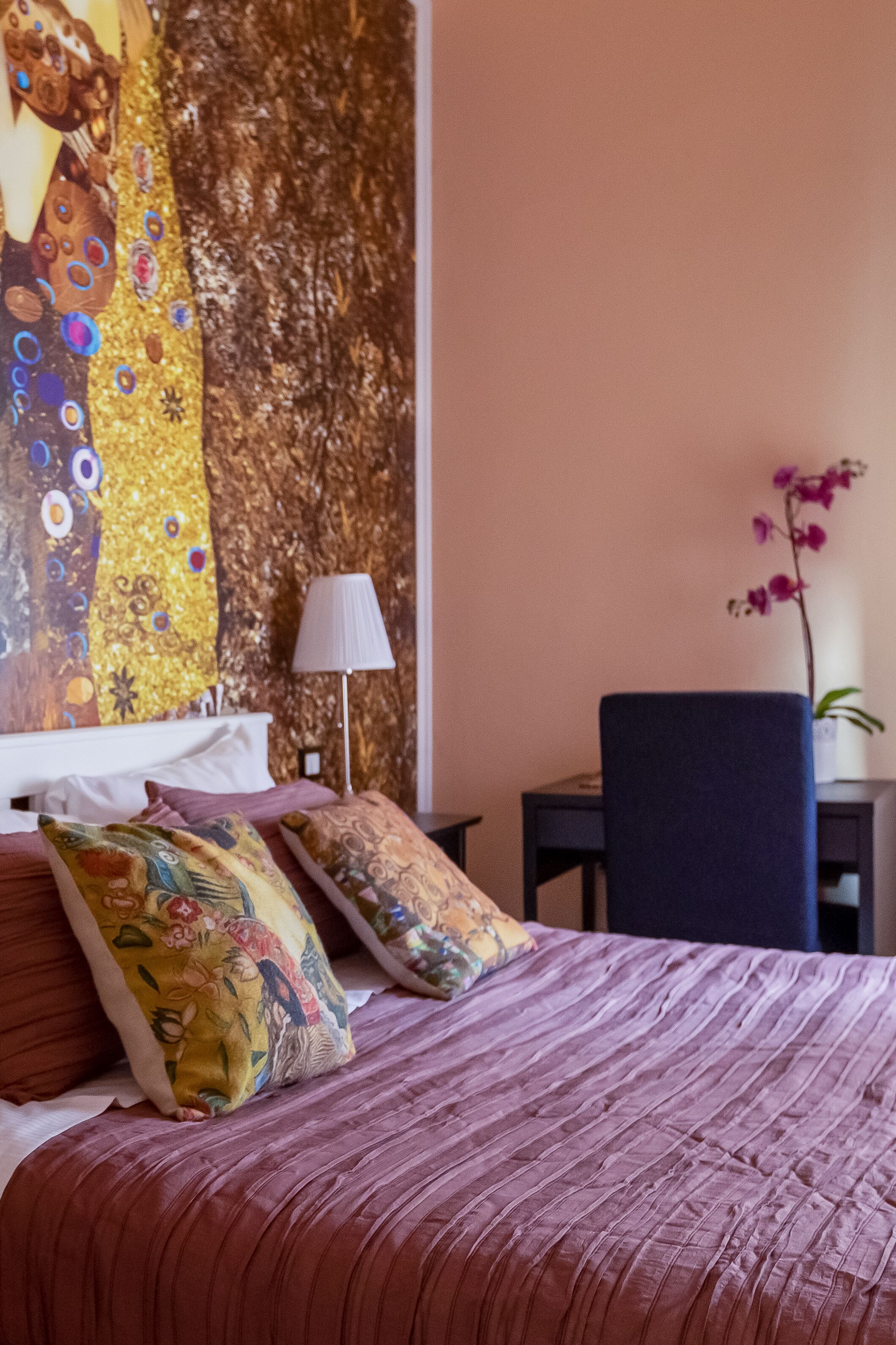 Photo - Central City Genova