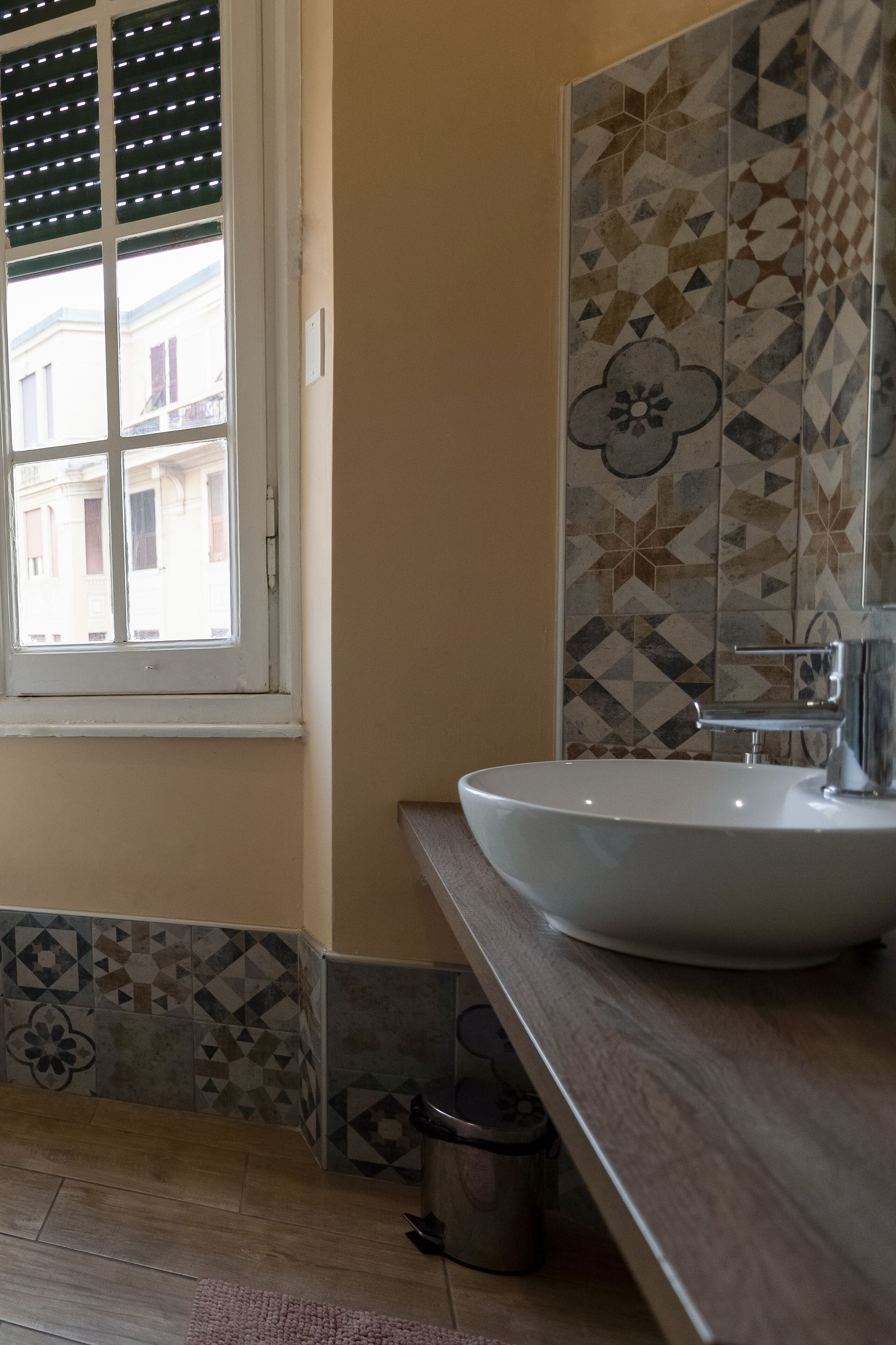 Photo - Central City Genova