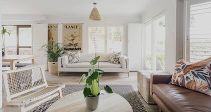 Tranquil Stay-Pizza oven & sea views. No clean fee