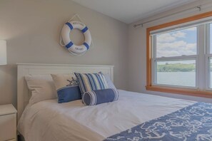 3 soverom, strykejern/-brett, reiseseng for barn og wi-fi (inkludert)