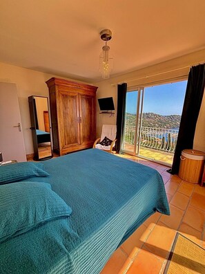 5 Schlafzimmer, Bügeleisen/Bügelbrett, kostenloses WLAN, Bettwäsche