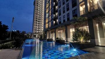 Kolam renang outdoor