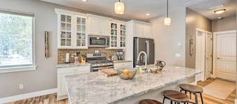 Donnelly Vacation Rental Near Lake Cascade!