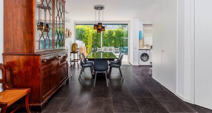 Lisbon Casa da Clementina: a Serene Garden Stay