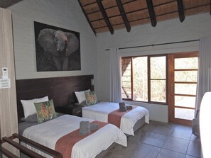 Luxury House, 6 Bedrooms | Individually decorated, individually furnished, desk, laptop workspace - Balule Bushveld Safari Lodge  (Phalaborwa)