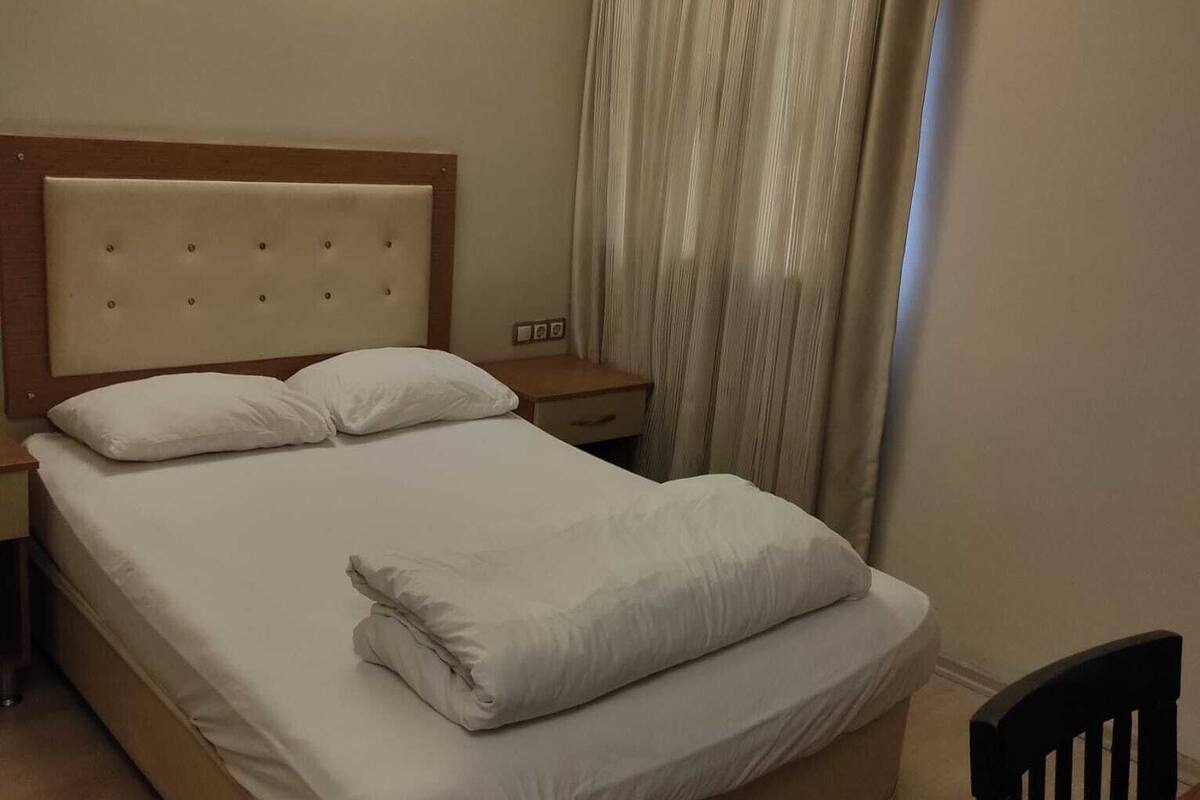 deluxe double room | premium bedding, laptop workspace, bed sheets
