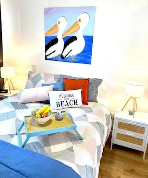 1 bedroom, bed sheets