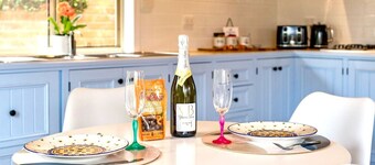 Back 'O' Burke Victor Harbor