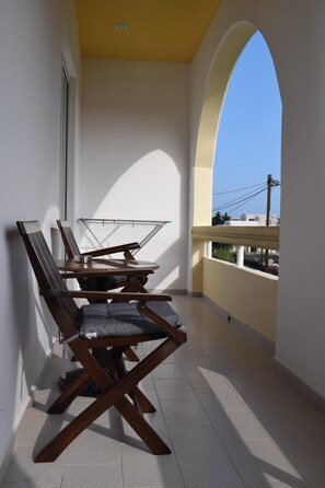 1 bedroom - Lefteris Spacious APT Near Ialysos Beach (Rhodes)
