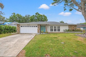 Exterior - ★ Relax & Play • Pool • Pets OK • Near IRB & St. Pete (Largo)