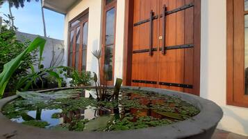 Façana frontal de l'allotjament