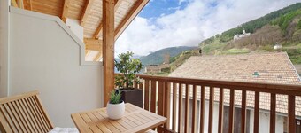 Apartment "Zwick Valarga" with Mountain View, Balcony & Shared Garden