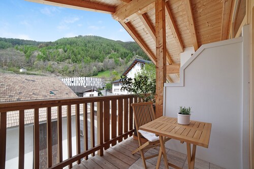 Ferienwohnung "Zwick Valmeina" mit Panoramablick, Balkon und Gemeinschaftsgarten