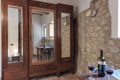 Vacation Home "Il Mulino Della Cupolina" with Private Terrace, Shared Garden & Wi-Fi