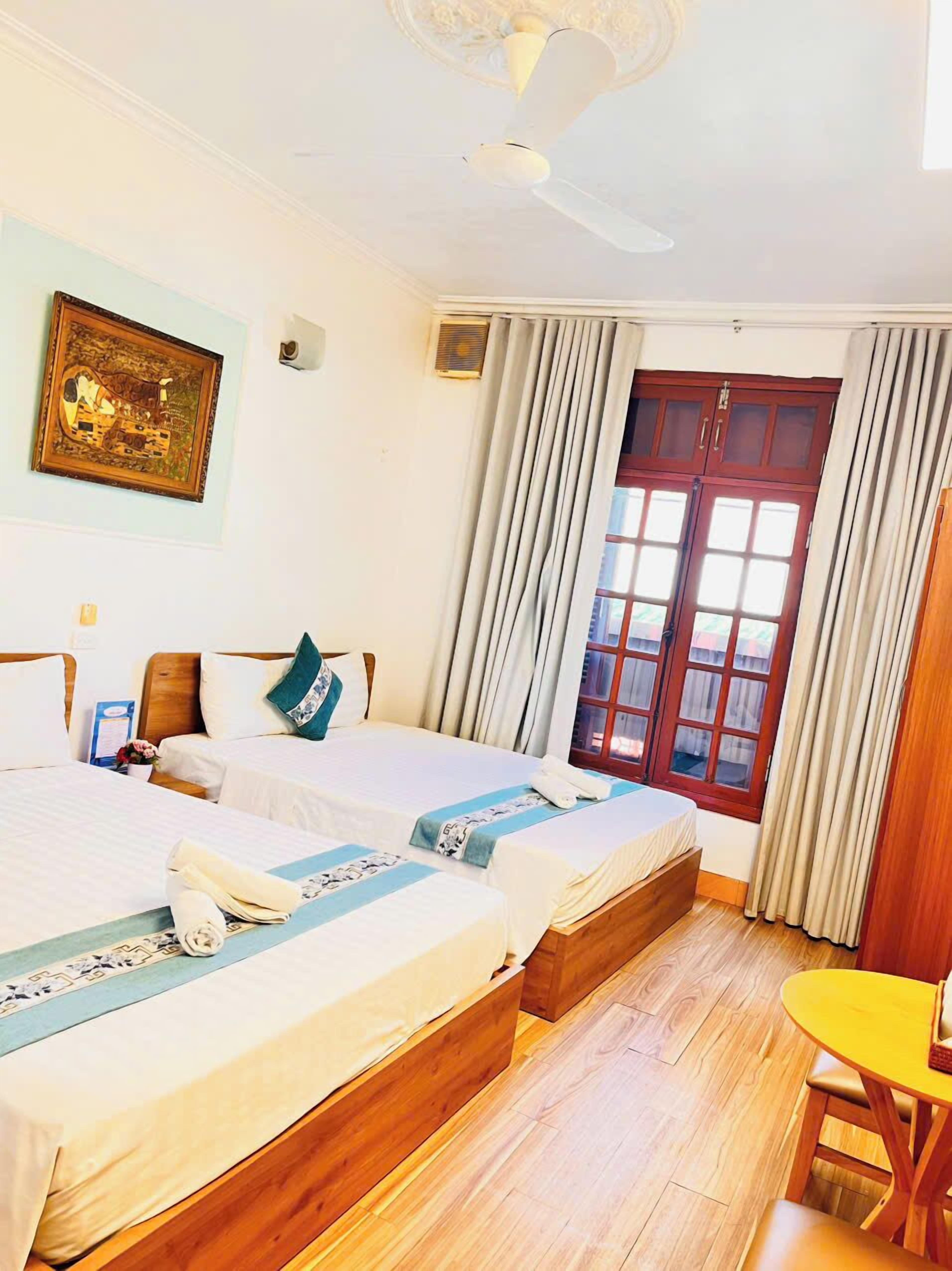 Executive Room, 2 Queen Beds, City View (High Floor) | Premium bedding, memory-foam beds, desk, laptop workspace