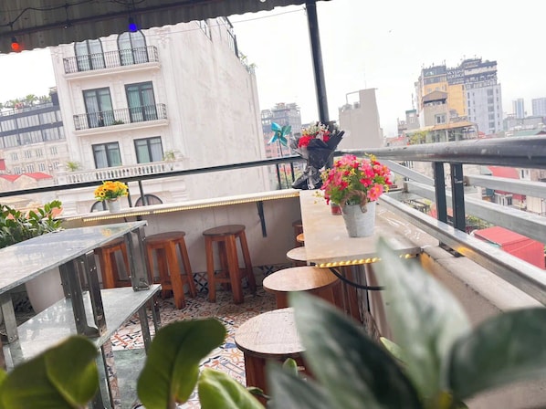 Sundeck