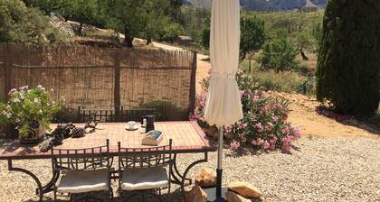 Chalet 'Casita Oliva - Can Elisa Tarbena' avec terrasse privée et Wi-Fi