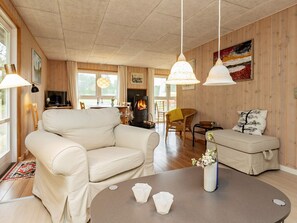 House | Living area - 6 Person Holiday Home in Laeso (Læsø)