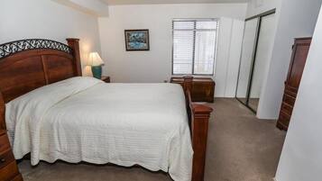 3 bedrooms, iron/ironing board, cots/infant beds, free WiFi