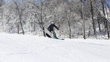 Snow and ski sports