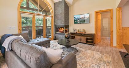 Elk Ridge Imperial Townhome: Spacious, Hot Tub