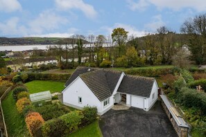 Exterior - A Family Home Near Estuary & Llansteffan Castle (Llansteffan)