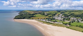 A Family Home Near Estuary & Llansteffan Castle