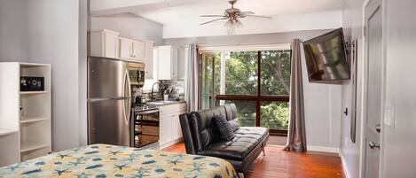 1 chambre, coffres-forts dans les chambres, fer et planche à repasser