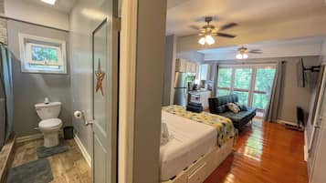 Strykejern/-brett, wi-fi (inkludert) og sengetøy