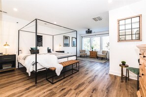 3 bedrooms, iron/ironing board, free WiFi