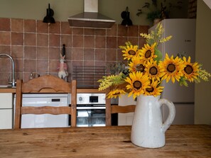Refrigerador, microondas, horno y lavavajillas