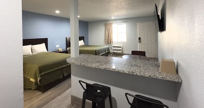 Razorback Inn