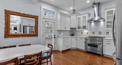 Luxuriously renovated house fit for royalty!