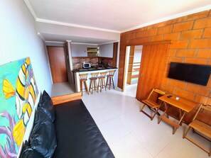 Standard Apartment | Living area | LCD TV - Varandas ao Mar (Arraial do Cabo)