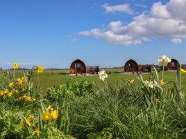 Cottage | Property grounds