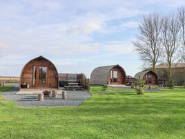 Cottage | Outdoor dining