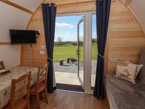 1 bedroom, individually decorated, individually furnished, free WiFi - Husk (Driffield)
