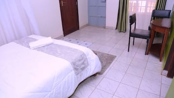 Luxury Apartment | 4 bedrooms, premium bedding, memory foam beds, desk