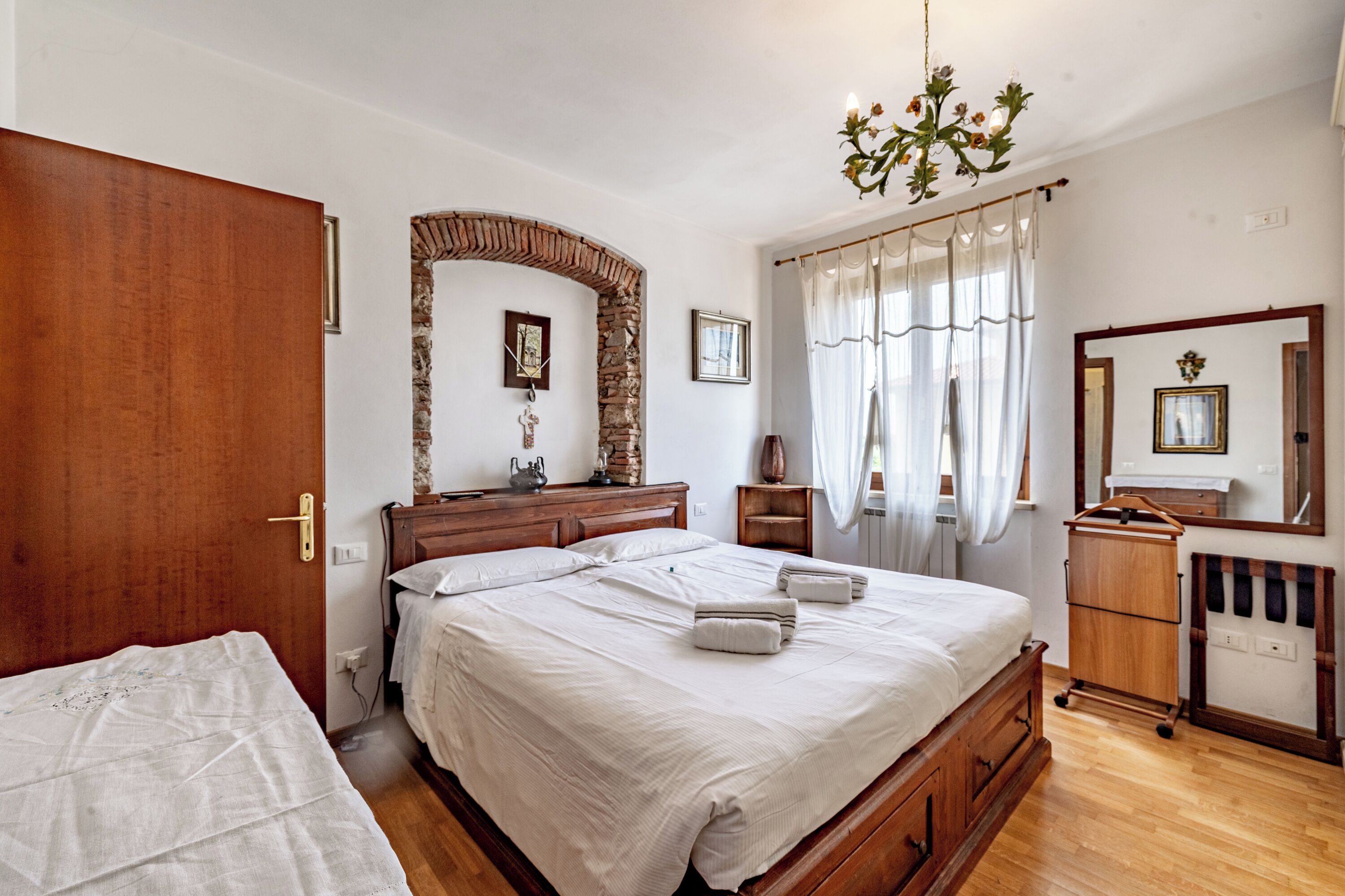 Family Apartment, Multiple Bedrooms, 2 Bathrooms (Casa di Allegra Terme di Venturina) | 1 bedroom, iron/ironing board, free WiFi, bed sheets