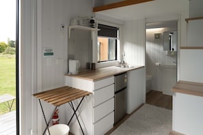 Fridge, microwave, stovetop, toaster