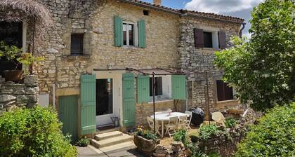 HOUSE IN LUBERON
