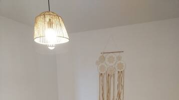 3 bedrooms, iron/ironing board, travel cot, free WiFi