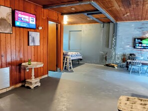 1 habitación, camas con efecto memoria, wifi gratis y ropa de cama 