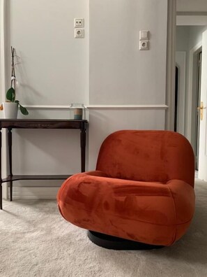 One-Bedroom Apartment Semi-Basement | Allergivenligt sengetøj, gratis Wi-Fi