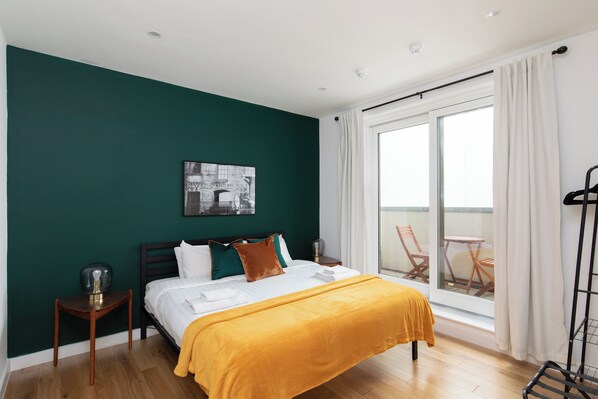 Luxury Apartment | Premium bedding, individually decorated, individually furnished