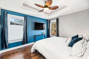 3 quartos, ferros/tábuas de passar roupa, Wi-Fi, roupa de cama