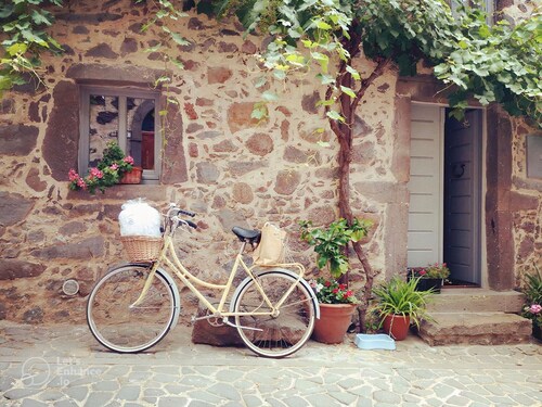 Historic renovated cottage, perfect for touring all over the Island