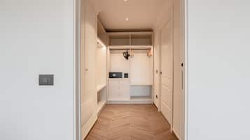 Classic Apartment | Wardrobe