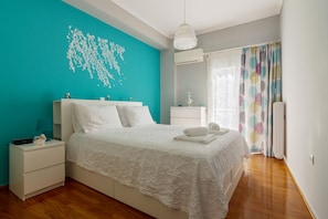 2 bedrooms, iron/ironing board, free WiFi