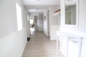 Interior - Blåbjerggaard - Six Bedroom House, Sleeps 14 (Henne)